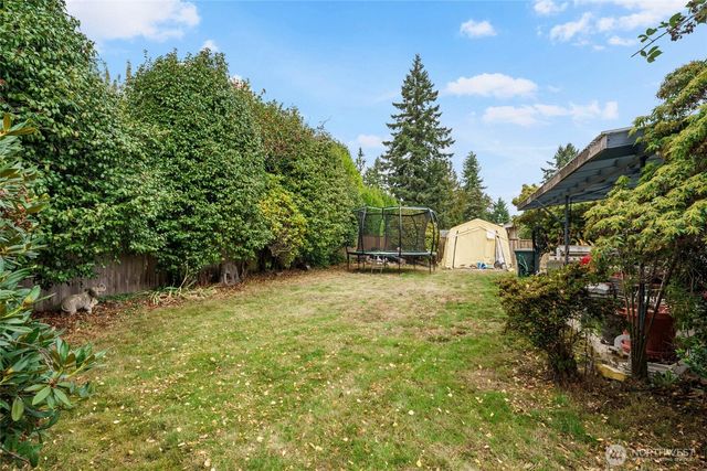 5227 116th Place SE, Bellevue, WA 98006