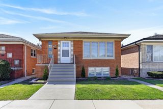 6647 W 59th Street, Chicago, IL 60638