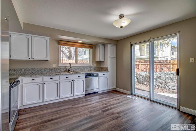 7513 Cumberland Circle, Reno, NV 89511