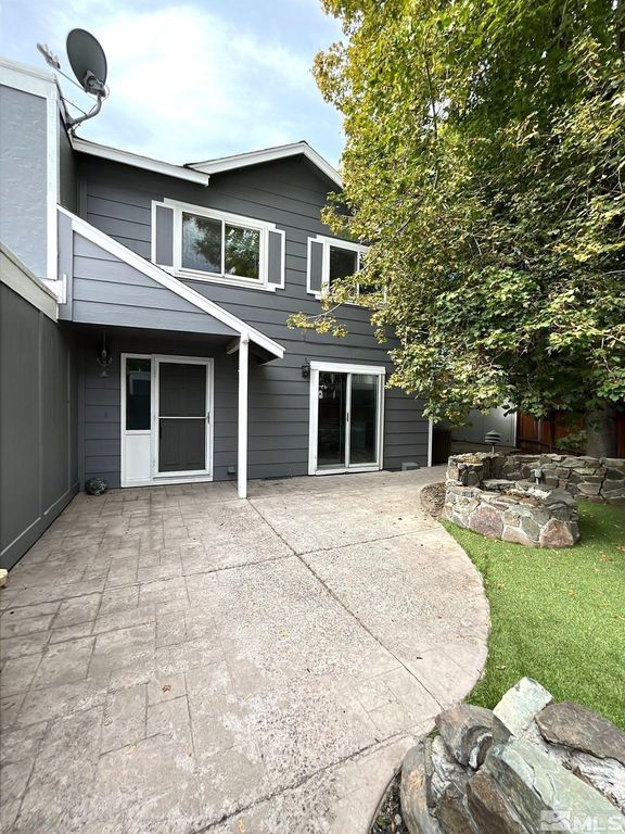 7513 Cumberland Circle, Reno, NV 89511