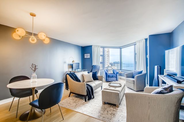 401 E ONTARIO Street 3207, Chicago, IL 60611
