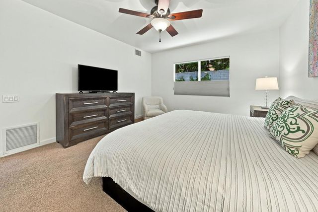 500 W Arenas Road 4, Palm Springs, CA 92262