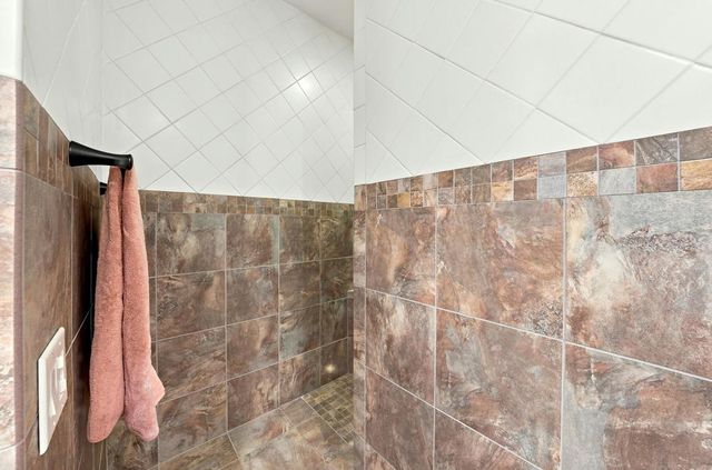500 W Arenas Road 4, Palm Springs, CA 92262