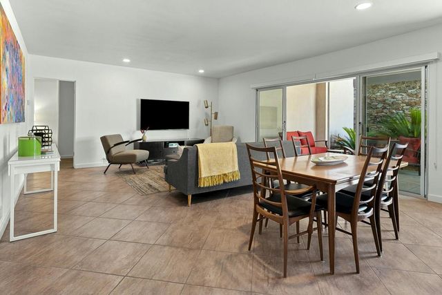 500 W Arenas Road 4, Palm Springs, CA 92262