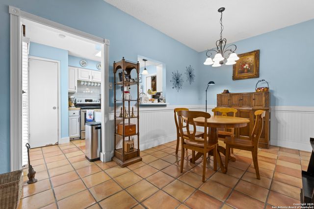 829 W Bitters Rd Apt 703, San Antonio, TX 78216