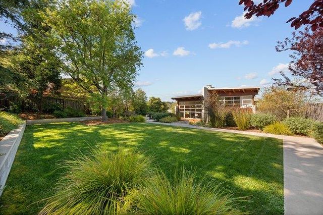 436 Lakeview Way, Redwood City, CA 94062