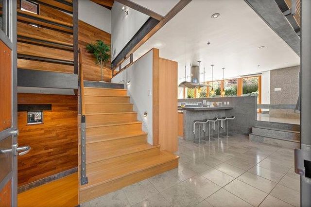 436 Lakeview Way, Redwood City, CA 94062