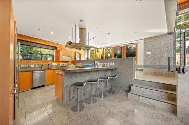 436 Lakeview Way, Redwood City, CA 94062