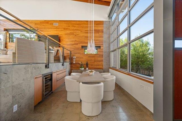 436 Lakeview Way, Redwood City, CA 94062