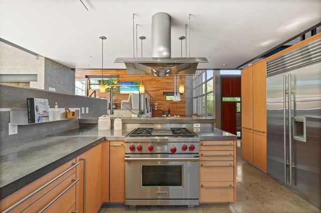 436 Lakeview Way, Redwood City, CA 94062