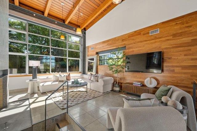 436 Lakeview Way, Redwood City, CA 94062