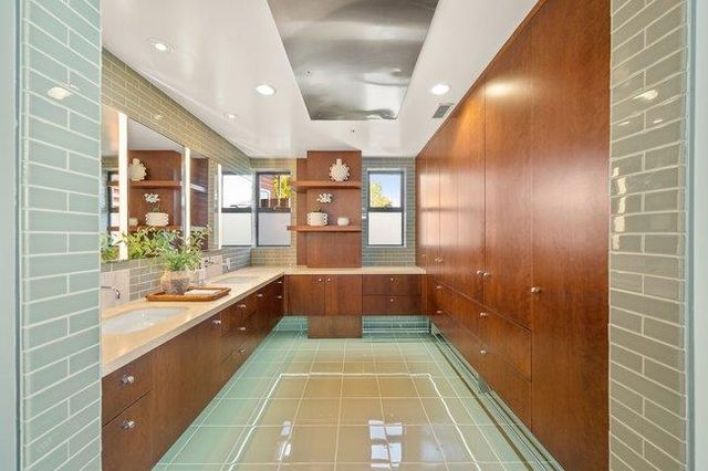 436 Lakeview Way, Redwood City, CA 94062