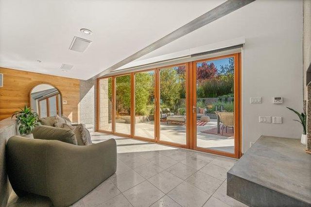 436 Lakeview Way, Redwood City, CA 94062