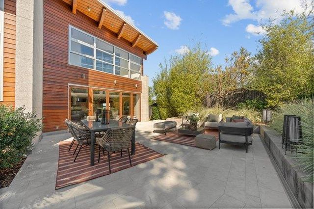 436 Lakeview Way, Redwood City, CA 94062