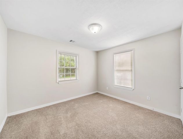 419 W Cleveland Street, Baytown, TX 77520