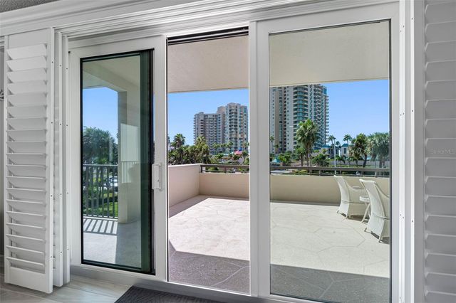 1501 GULF BOULEVARD 102, Clearwater Beach, FL 33767