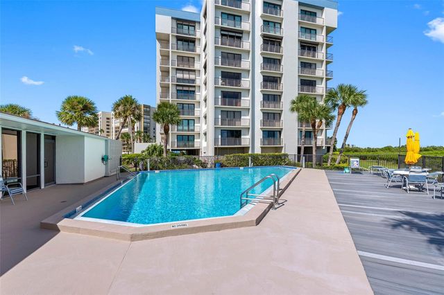 1501 GULF BOULEVARD 102, Clearwater Beach, FL 33767