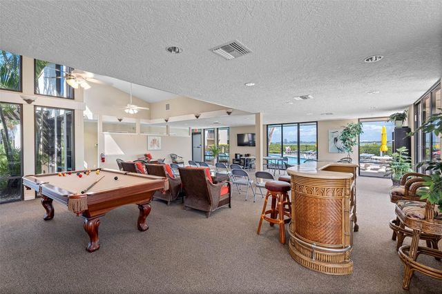 1501 GULF BOULEVARD 102, Clearwater Beach, FL 33767