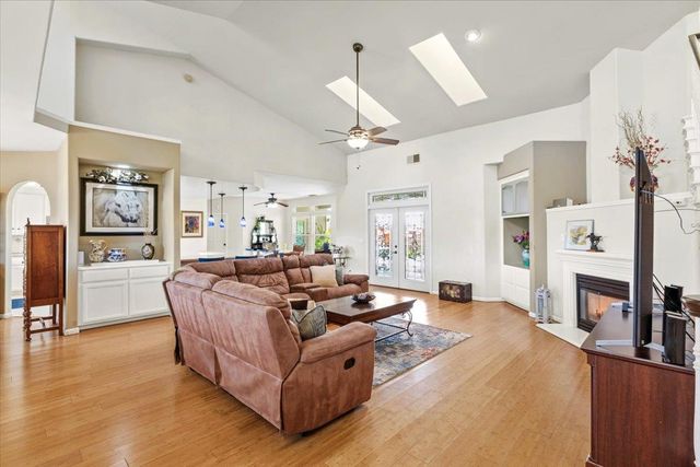 1110 Trails End Drive, Placerville, CA 95667