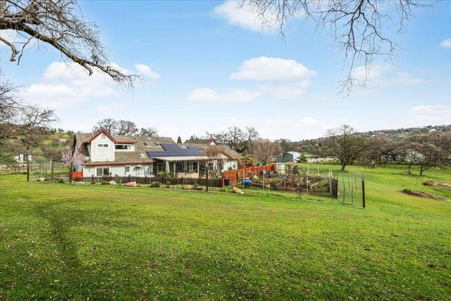 1110 Trails End Drive, Placerville, CA 95667