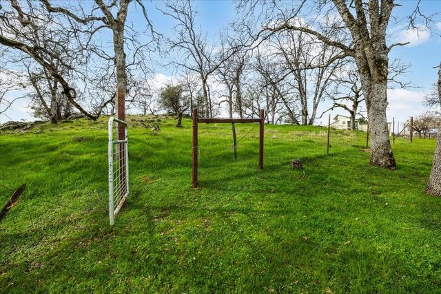 1110 Trails End Drive, Placerville, CA 95667