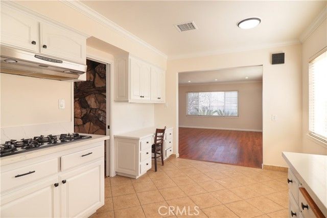 633 N 6th, Montebello, CA 90640