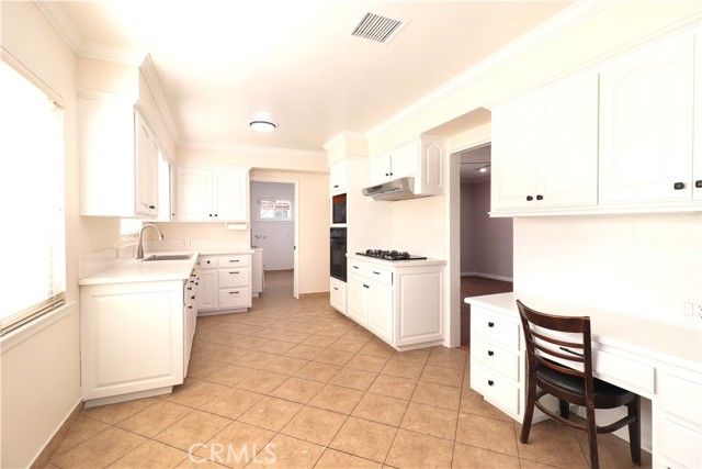 633 N 6th, Montebello, CA 90640