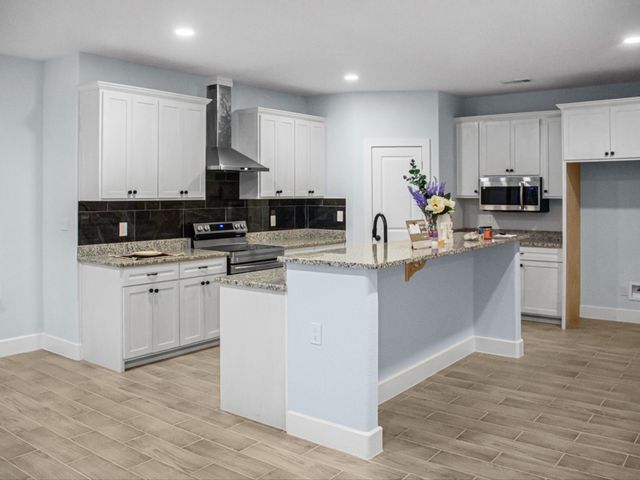 1013 Magnolia Court, Springtown, TX 76082