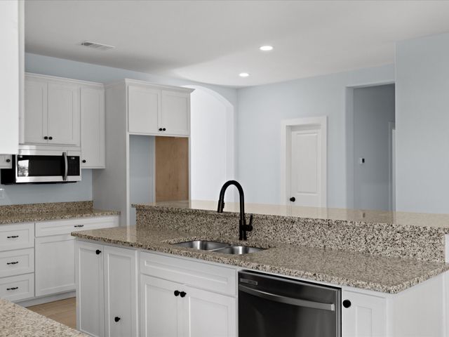 1013 Magnolia Court, Springtown, TX 76082