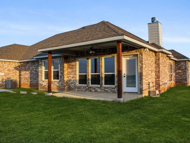 1013 Magnolia Court, Springtown, TX 76082