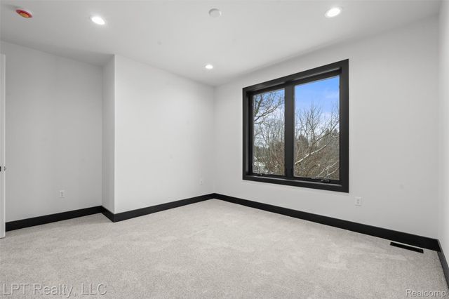 523 Walnut Street, Brighton, MI 48116