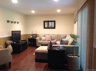 144 Doxbury Lane, Suffern, NY 10901