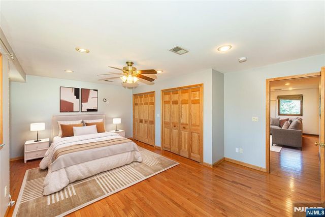 8 Tyler Place, West Milford, NJ 07421