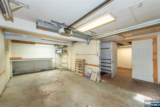 8 Tyler Place, West Milford, NJ 07421