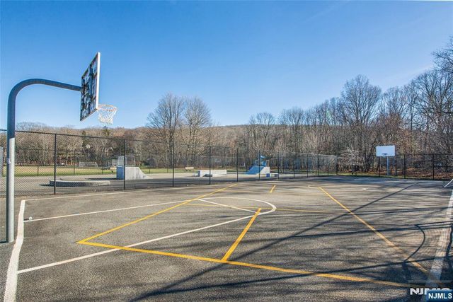 8 Tyler Place, West Milford, NJ 07421