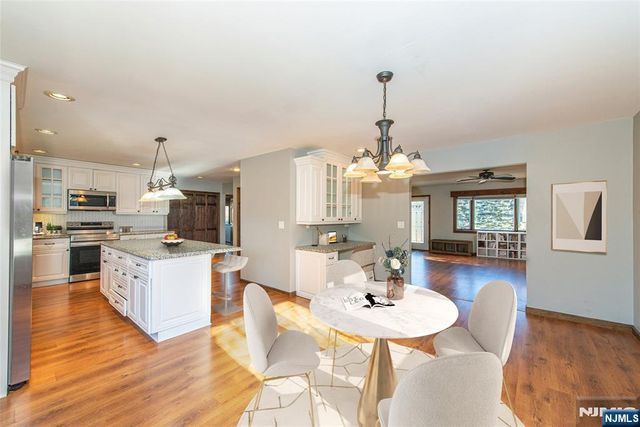 8 Tyler Place, West Milford, NJ 07421