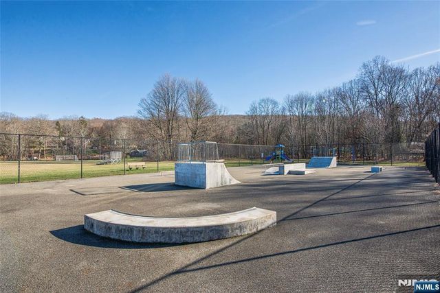 8 Tyler Place, West Milford, NJ 07421