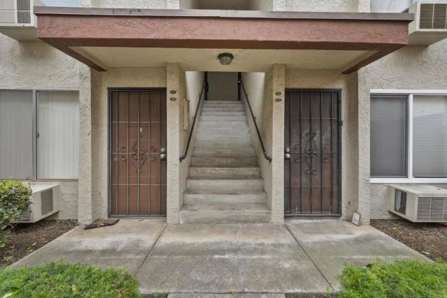9528 Carroll Canyon Rd 223, San Diego, CA 92126