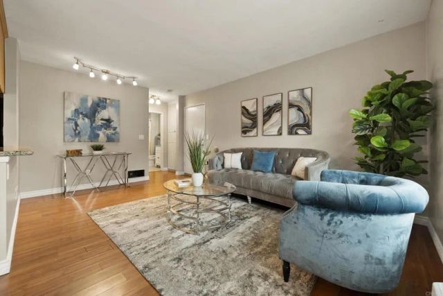 9528 Carroll Canyon Rd 223, San Diego, CA 92126