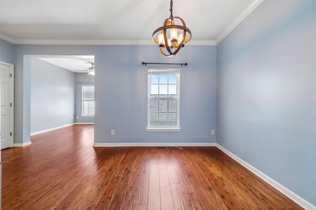 7703 Porter House Dr, Nashville, TN 37211
