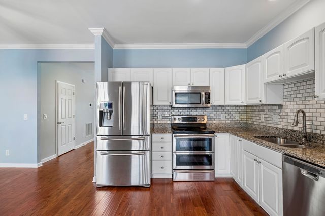 7703 Porter House Dr, Nashville, TN 37211