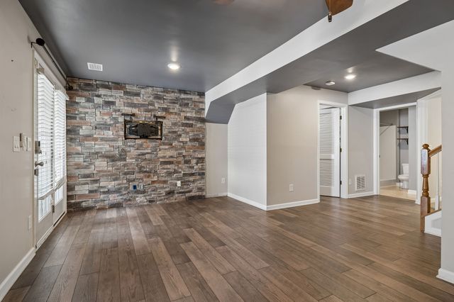 7703 Porter House Dr, Nashville, TN 37211