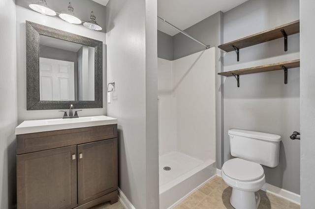 7703 Porter House Dr, Nashville, TN 37211