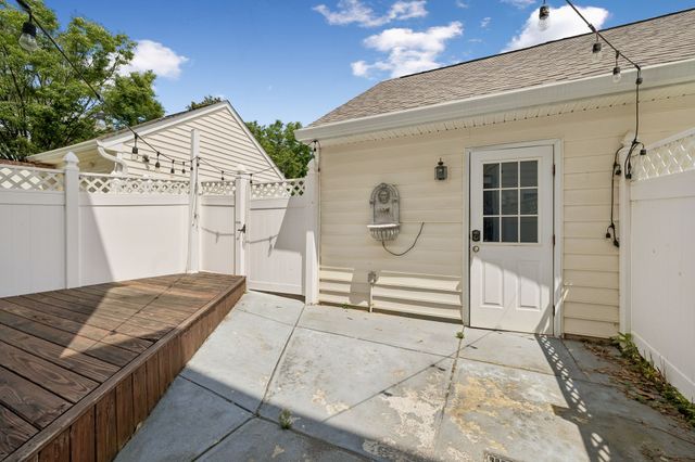 7703 Porter House Dr, Nashville, TN 37211