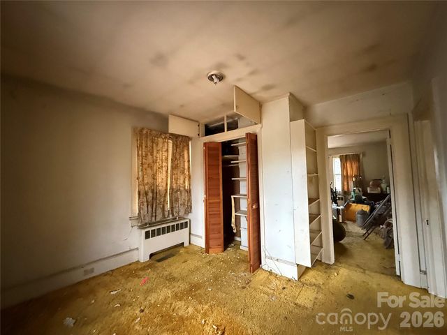 24 Dysart Street, Asheville, NC 28806