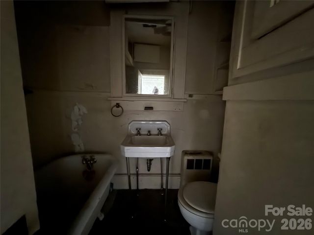 24 Dysart Street, Asheville, NC 28806