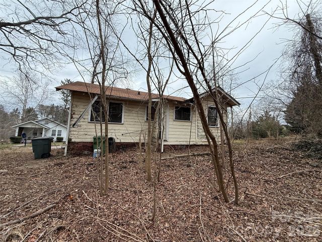 24 Dysart Street, Asheville, NC 28806