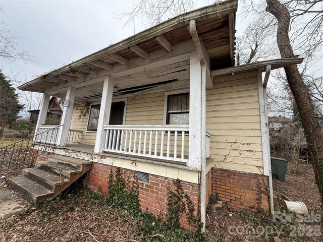 24 Dysart Street, Asheville, NC 28806