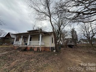 24 Dysart Street, Asheville, NC 28806
