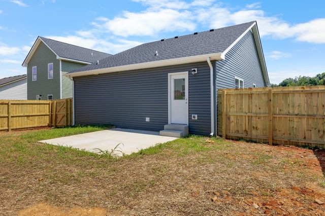 1166 Tybee Dr, Clarksville, TN 37042